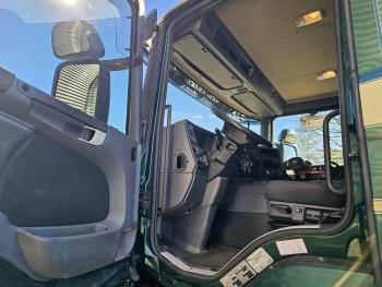 P320 4x2 / PALFINGER PK14002 / CRANE/KRAN